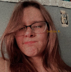 Meet your Posher, Caitlin